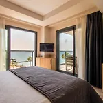Maia Luxury & 4* Guzelcamlı