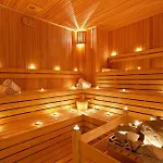 Maia Luxury & 4*