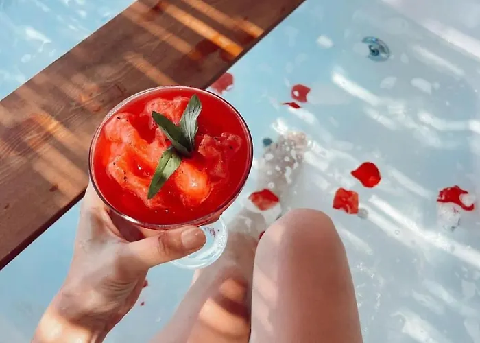 Maia Luxury & فندق