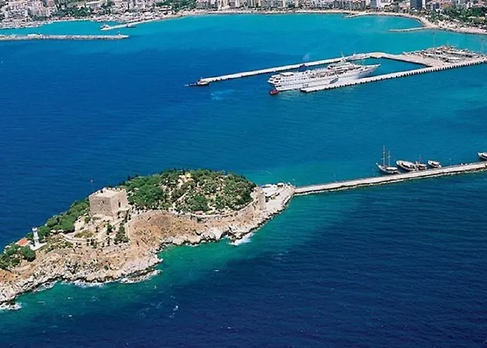 فندق Maia Luxury & 4*