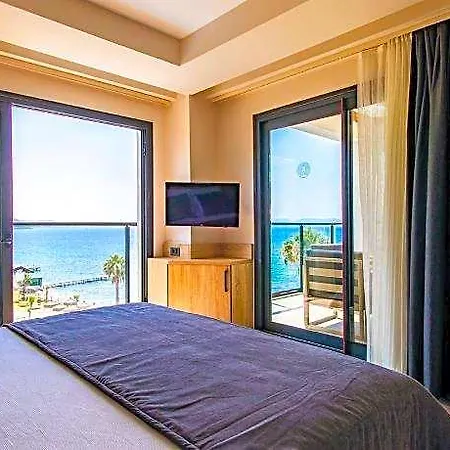 Maia Luxury & Szálloda