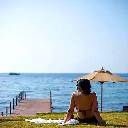 Maia Luxury & Szálloda Guzelcamlı